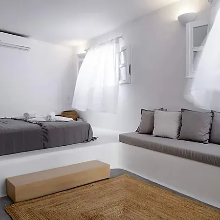 Mymykonos *